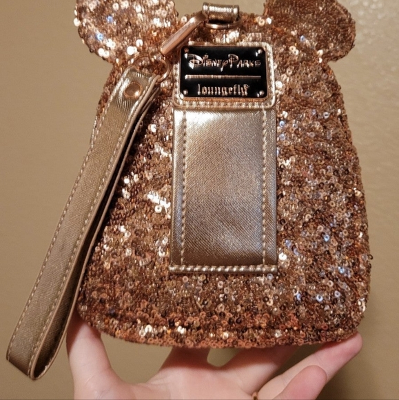 Loungefly Rose Gold Wristlet NWOT - Picture 5 of 6